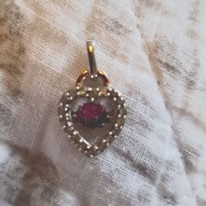 Kay jewelers floating hart